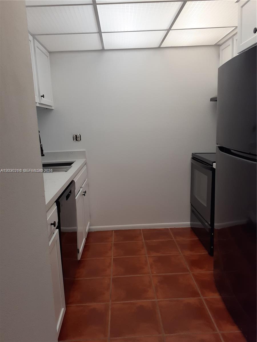 INTERNATIONAL VILLAGE AT - Residential Lease