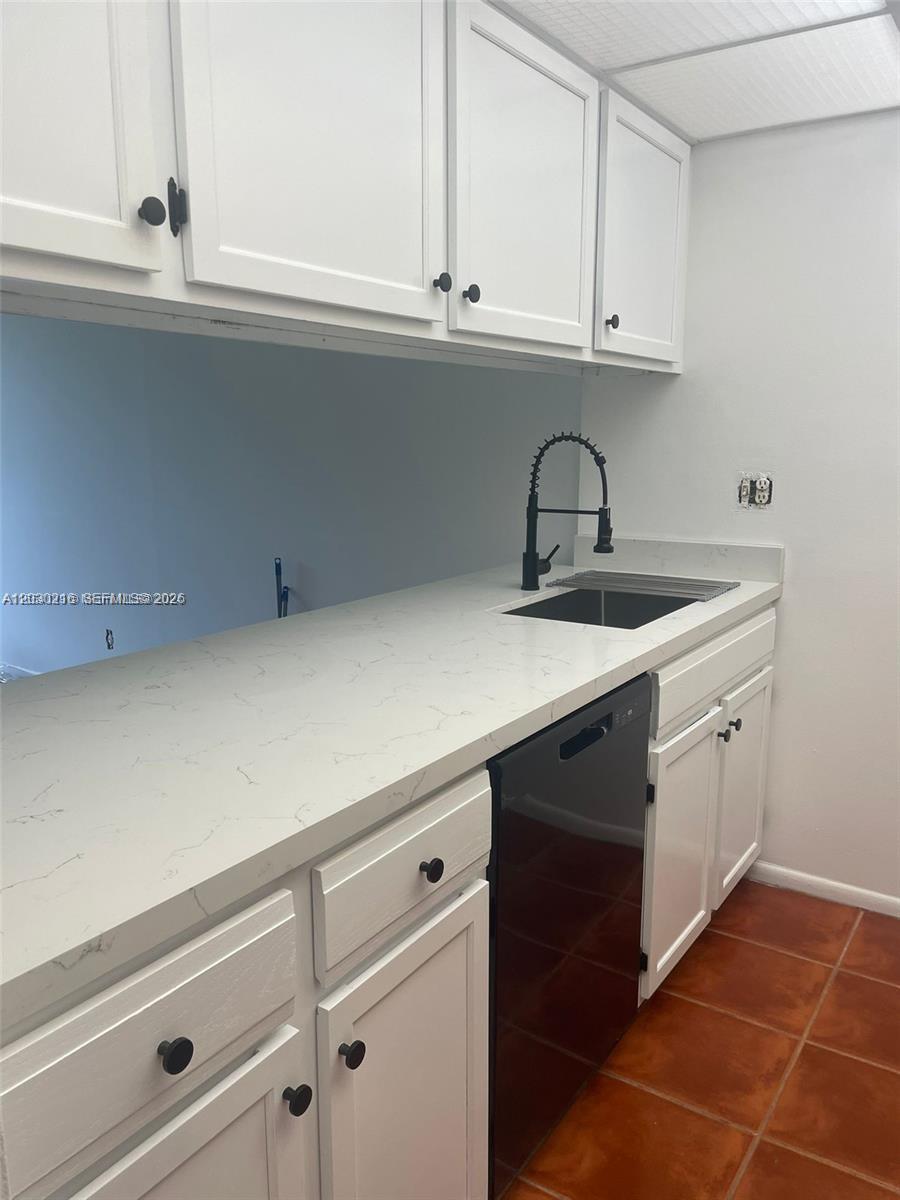 INTERNATIONAL VILLAGE AT - Residential Lease