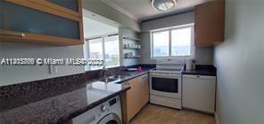 THE ROYAL CLUB CONDO - Residential Lease