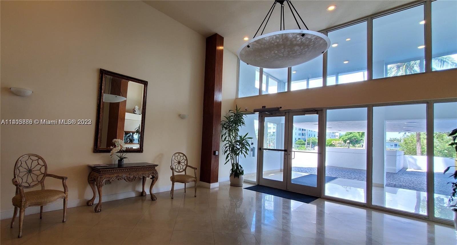 THE ROYAL CLUB CONDO - Residential Lease