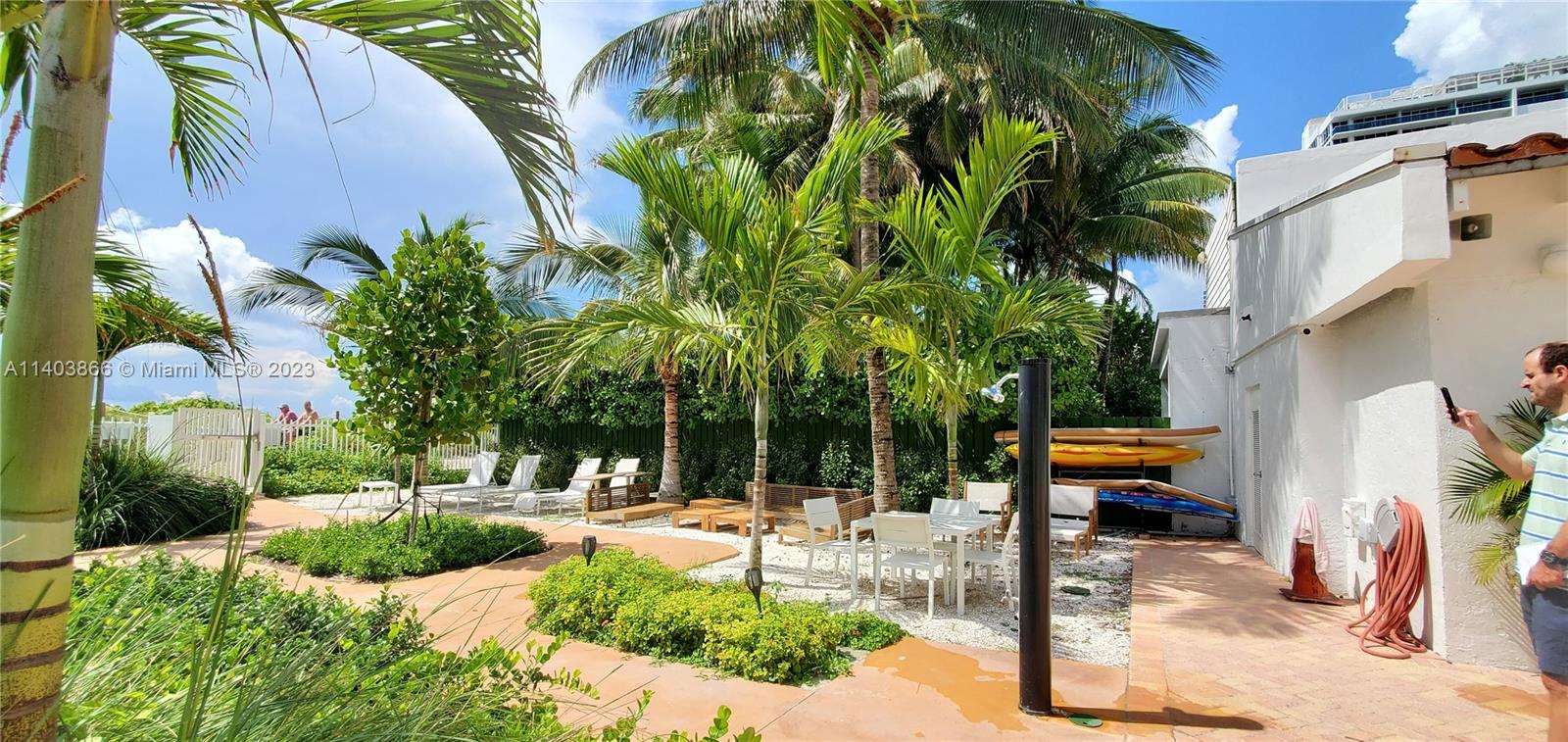 THE ROYAL CLUB CONDO - Residential Lease