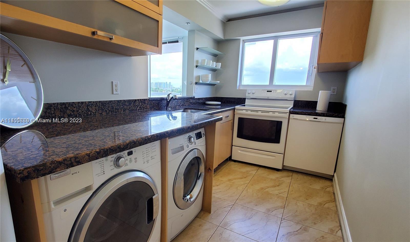 THE ROYAL CLUB CONDO - Residential Lease