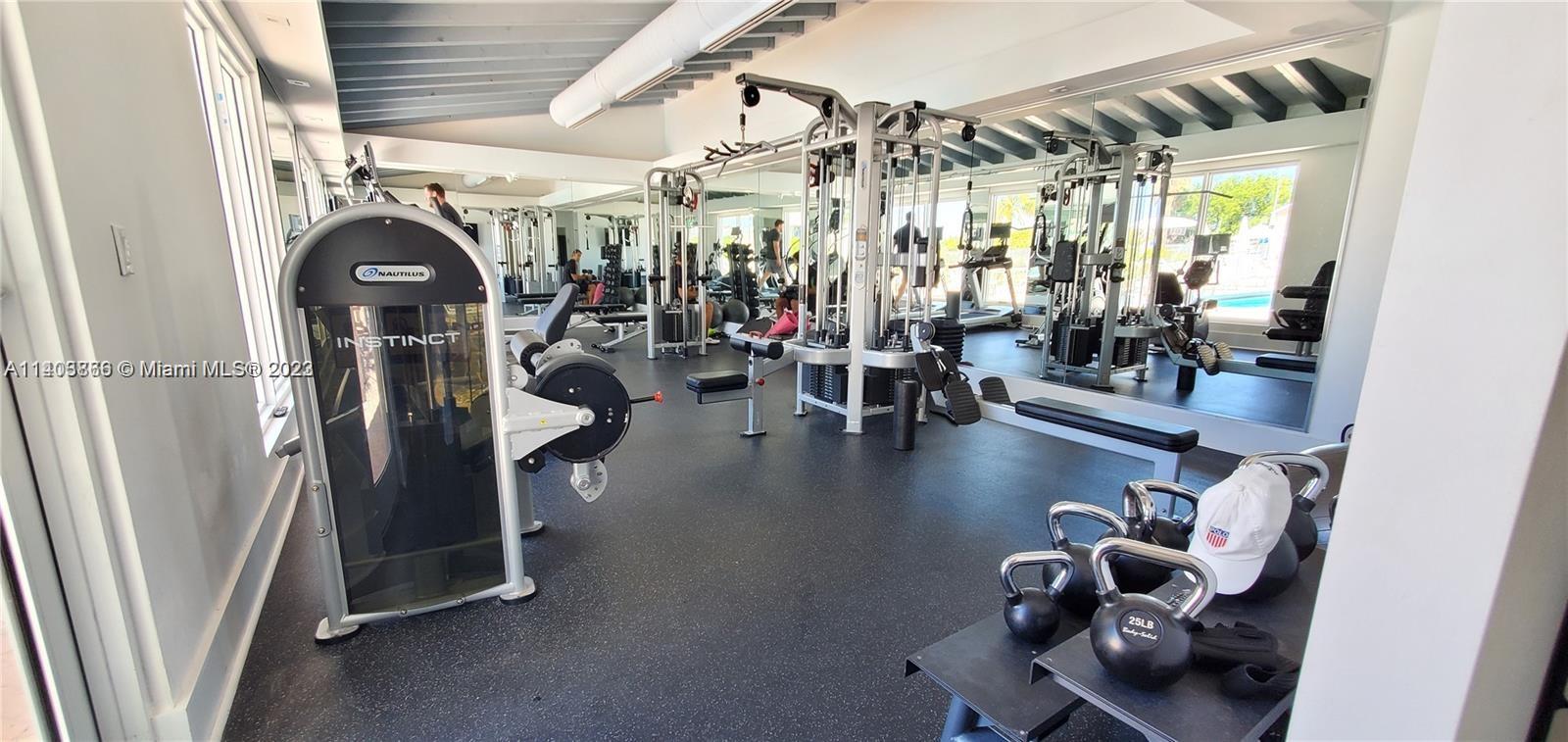 THE ROYAL CLUB CONDO - Residential Lease