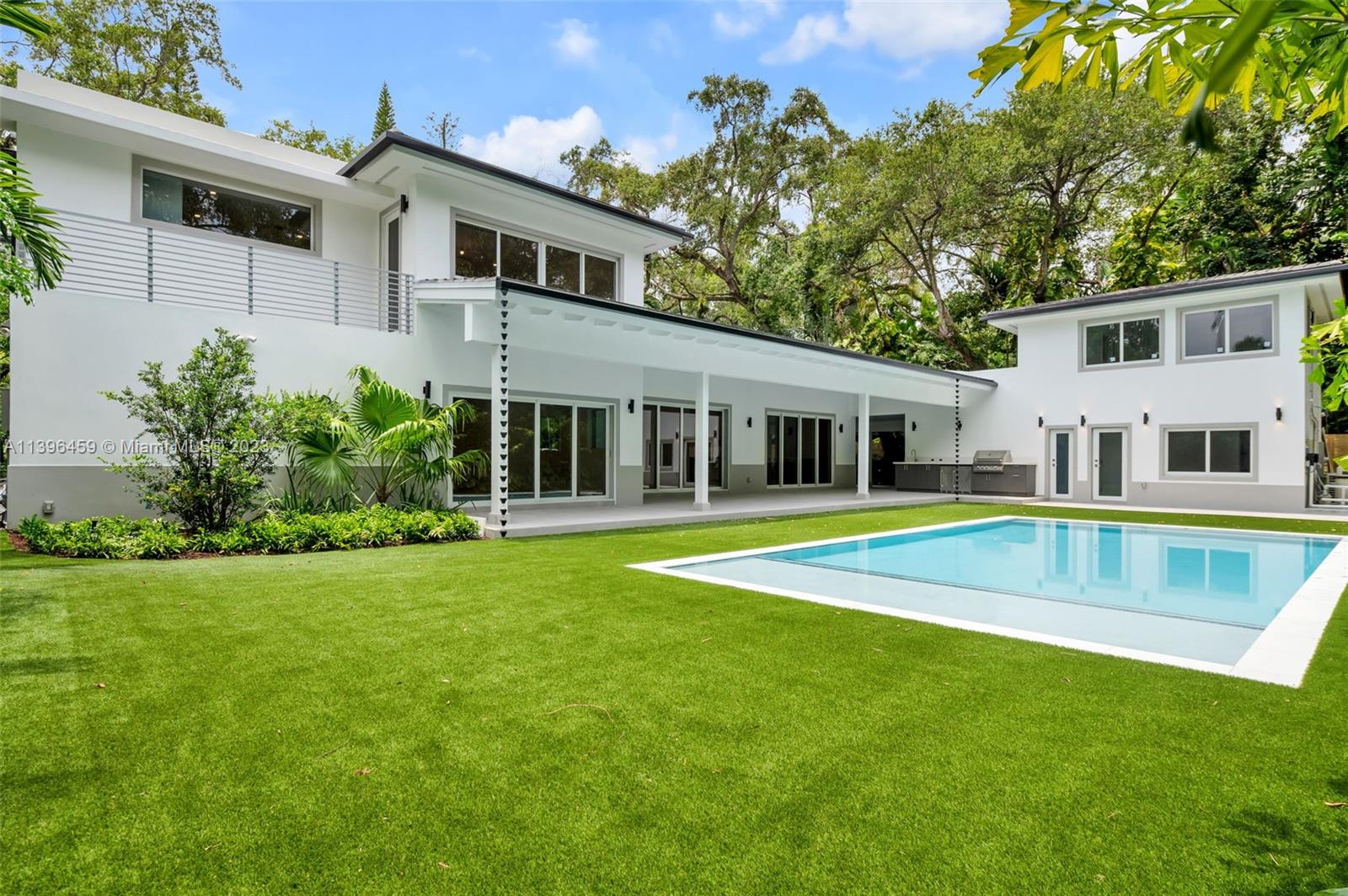 COCO GROVE - Residential