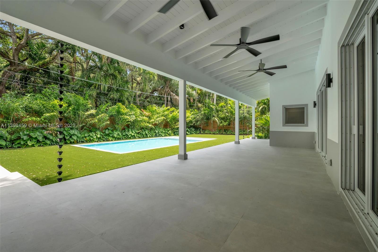 COCO GROVE - Residential