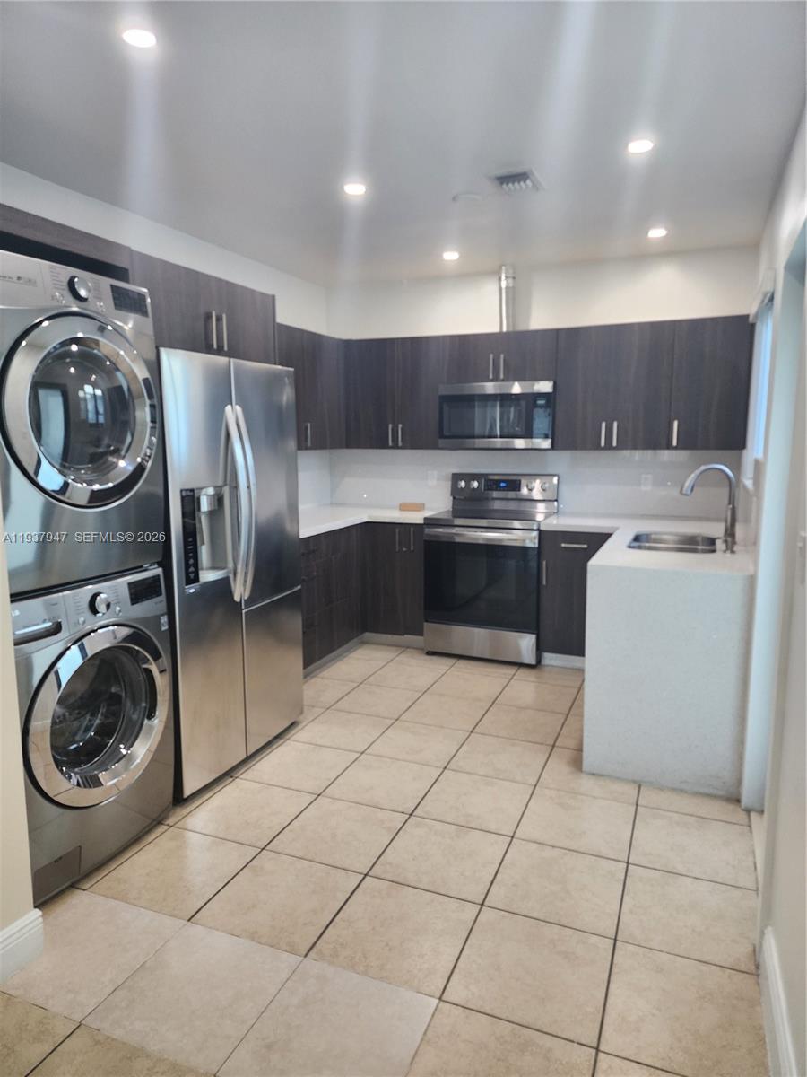 KIRKLAND HEIGHTS AMD - Residential Income