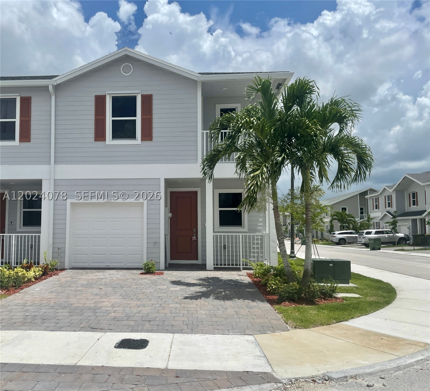 HAMILTON PLACE - Residential Lease