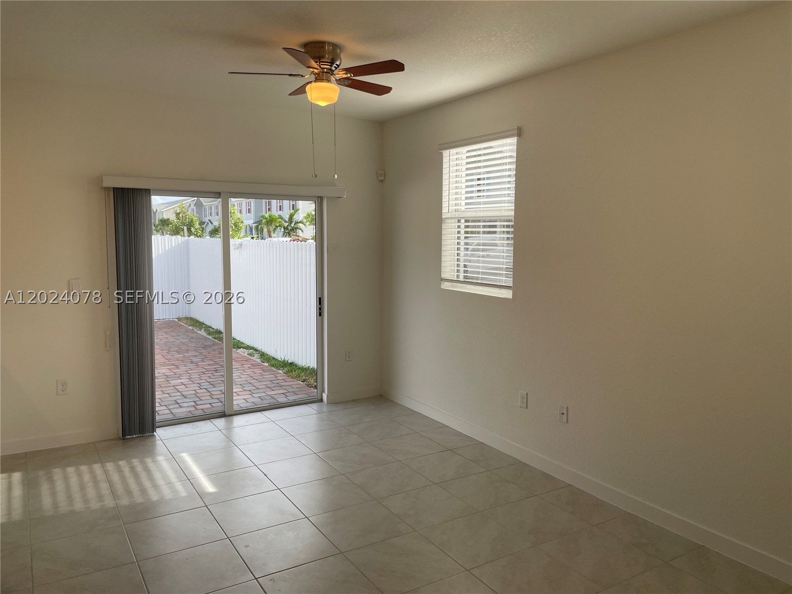 HAMILTON PLACE - Residential Lease