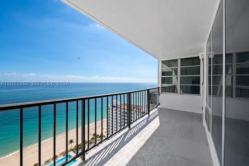 SOUTH FLORIDA LIVING AT ITS BEST! BREATHTAKING OCEAN VIEWS , OCEAN FRONT LIVING ON THE 26TH FLOOR PLAZA SOUTH ON GALT OCEAN MILE. ENTER THE SPACIOUS ONE BEDROOM ONE AND A HALF BATH UNIT OVERLOOKING THE MOST SPECTACULAR  TRANQIL OCEAN VIEW FROM YOUR PRIVATE BALCONY. FEEL THE FRESH AIR AND SEA. 1450 SF WITH SWEEPING VIEWS OF ATLANTIC OCEAN, INTERCOSTAL AND CITY SKYLINE.  FEATURES INCLUDE IMPACT WINDOWS AND DOORS. SEMI PRIVATE ELEVATOR, TILE FLOORS, EAT IN KITCHEN WITH BREAKFAST AREA. IN UNIT FULL SIZE WASHER, DRYER.  AMPLE LIVINGROOM AND DININGROOM SPACE WITH DEN/LIBARY SPACE. LOTS OF NATURAL LIGHT. MAKE THIS UNIT YOUR OWN. DIAMOND IN THE RUFF. INCREDIBLE POTENTIAL. FULL SERVICE OCEANFRONT BUILDING WITH  BEACHFRONT HEATED POOL, FITNESS CENTER, SAUNA, LIBARY, BILLARDS, BUSINESS CENTER, BBQ AREA, SECURITY, COVERED PARKING. CLOSE TO RESTURANTS, ENTERTAINMENT, SHOPPING, AND MORE. MAINTANCE INCLUDES CABLE, WATER, INSURANCE, INTERNET, AND MORE. DON'T DELAY, CALL TODAY!