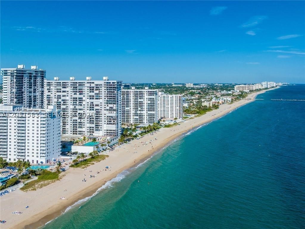 SOUTH FLORIDA LIVING AT ITS BEST! BREATHTAKING OCEAN VIEWS , OCEAN FRONT LIVING ON THE 26TH FLOOR PLAZA SOUTH ON GALT OCEAN MILE. ENTER THE SPACIOUS ONE BEDROOM ONE AND A HALF BATH UNIT OVERLOOKING THE MOST SPECTACULAR  TRANQIL OCEAN VIEW FROM YOUR PRIVATE BALCONY. FEEL THE FRESH AIR AND SEA. 1450 SF WITH SWEEPING VIEWS OF ATLANTIC OCEAN, INTERCOSTAL AND CITY SKYLINE.  FEATURES INCLUDE IMPACT WINDOWS AND DOORS. SEMI PRIVATE ELEVATOR, TILE FLOORS, EAT IN KITCHEN WITH BREAKFAST AREA. IN UNIT FULL SIZE WASHER, DRYER.  AMPLE LIVINGROOM AND DININGROOM SPACE WITH DEN/LIBARY SPACE. LOTS OF NATURAL LIGHT. MAKE THIS UNIT YOUR OWN. DIAMOND IN THE RUFF. INCREDIBLE POTENTIAL. FULL SERVICE OCEANFRONT BUILDING WITH  BEACHFRONT HEATED POOL, FITNESS CENTER, SAUNA, LIBARY, BILLARDS, BUSINESS CENTER, BBQ AREA, SECURITY, COVERED PARKING. CLOSE TO RESTURANTS, ENTERTAINMENT, SHOPPING, AND MORE. MAINTANCE INCLUDES CABLE, WATER, INSURANCE, INTERNET, AND MORE. DON'T DELAY, CALL TODAY!