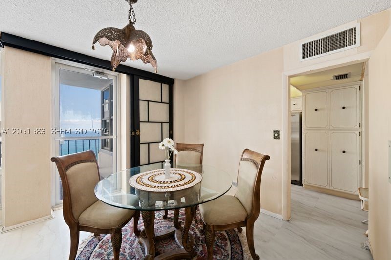 PLAZA SOUTH CONDO - Residential