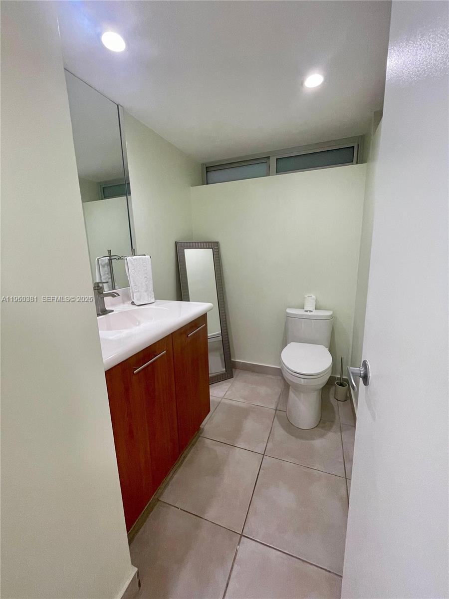 NIRVANA CONDO NO FOUR CON - Residential