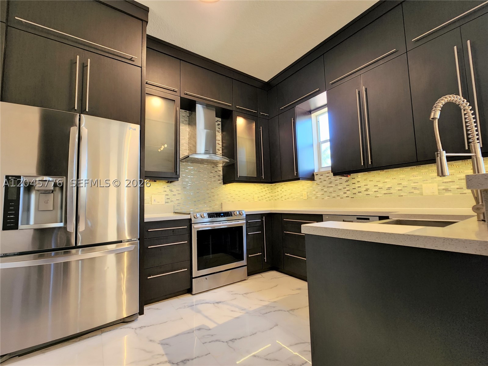 COURTYARDS ONE CONDO - Residential Lease