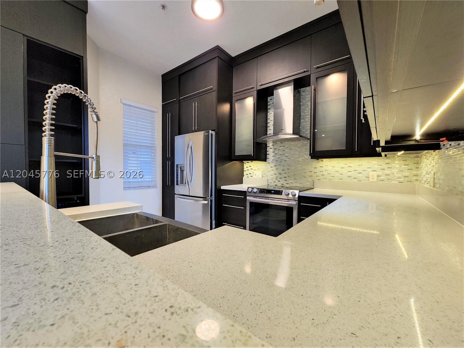 COURTYARDS ONE CONDO - Residential Lease