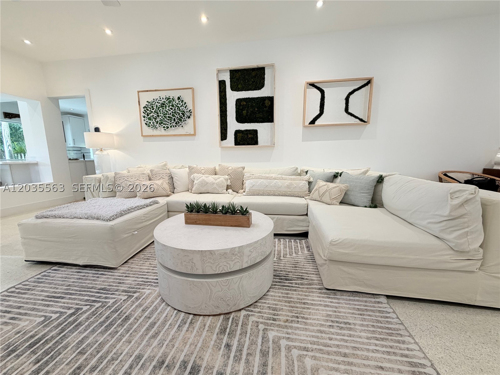 BISCAYNE POINT - Residential Lease