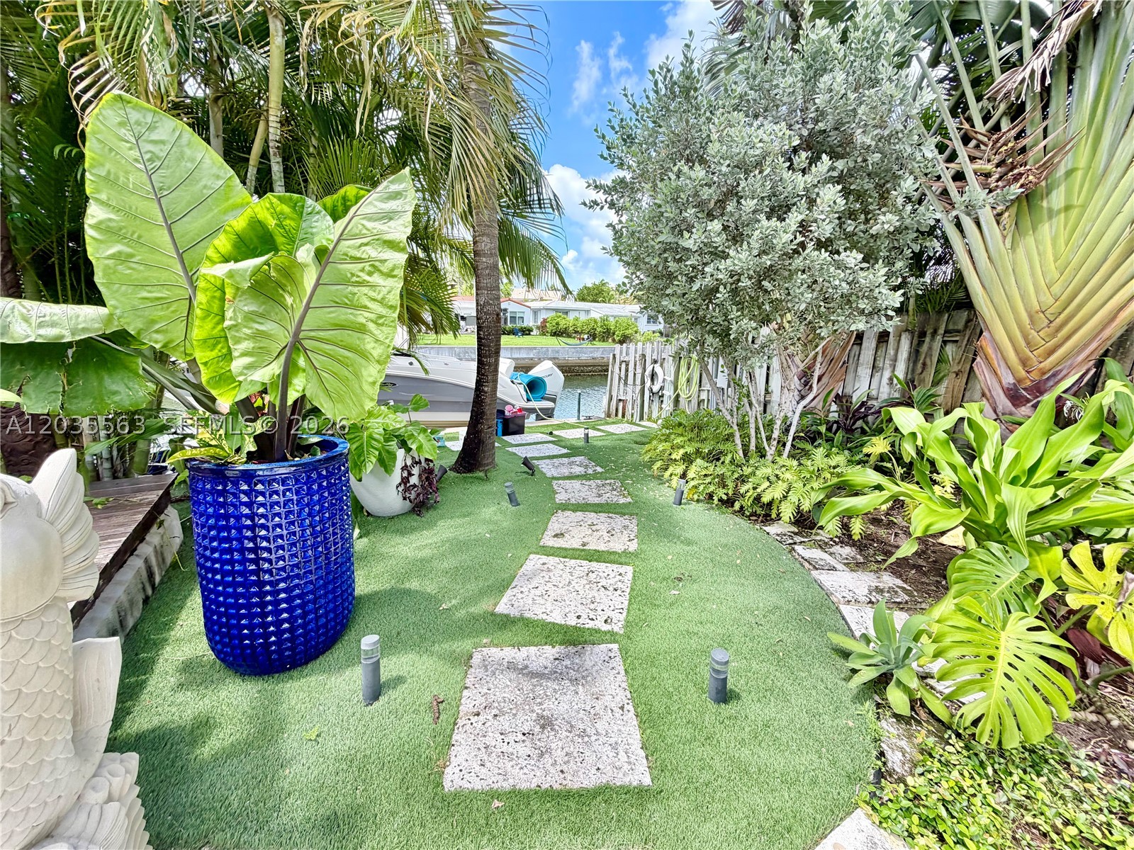 BISCAYNE POINT - Residential Lease
