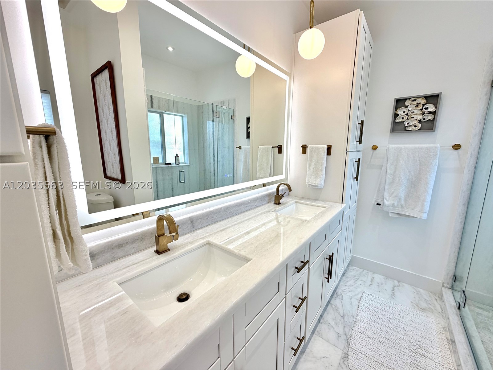 BISCAYNE POINT - Residential Lease