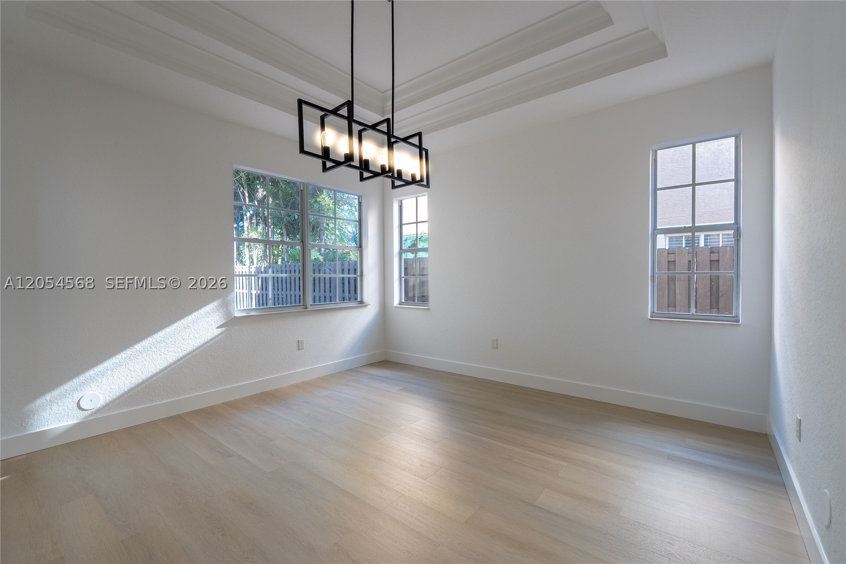 DORAL ISLES VENETIA - Residential Lease