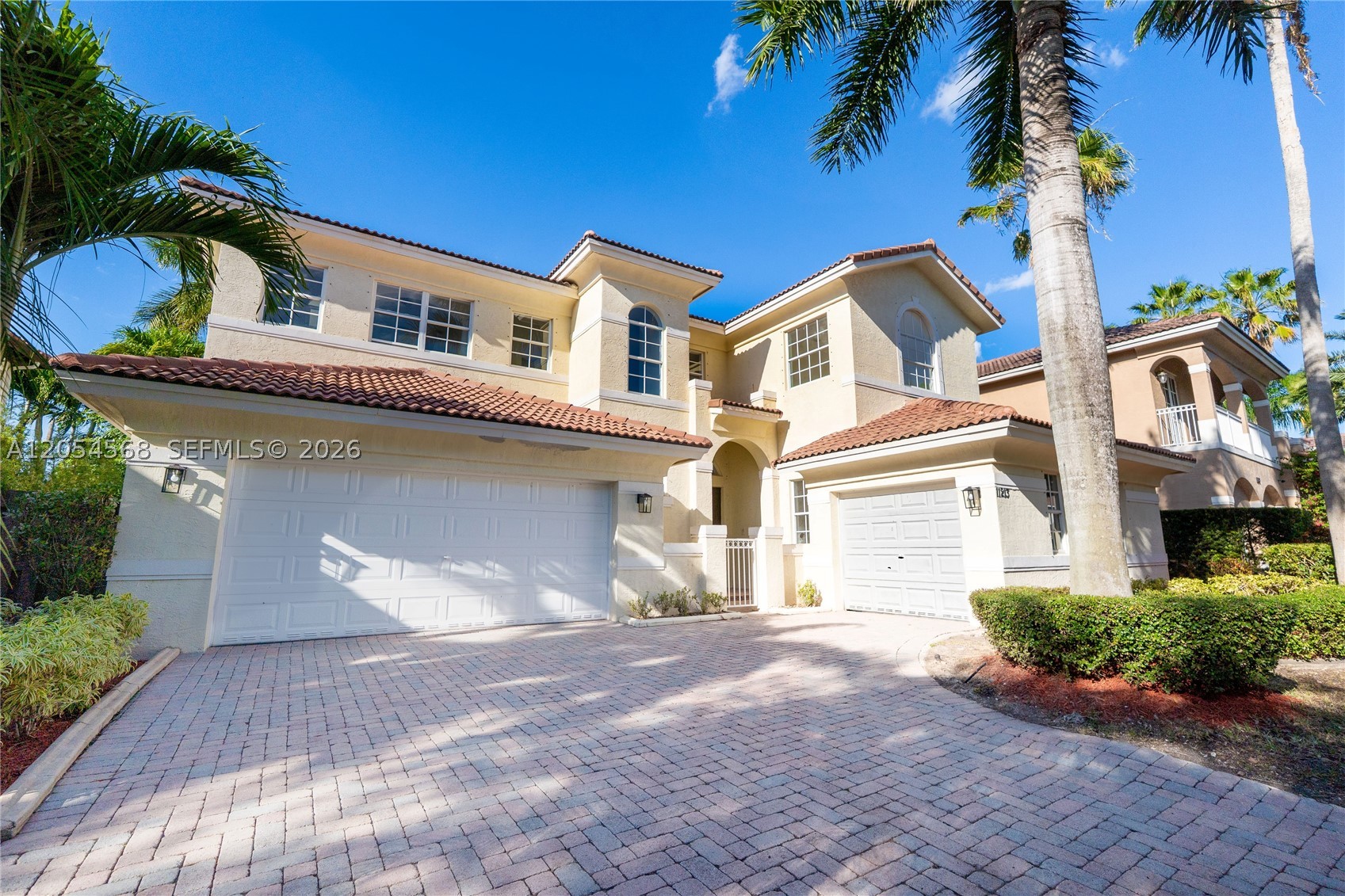 DORAL ISLES VENETIA - Residential Lease