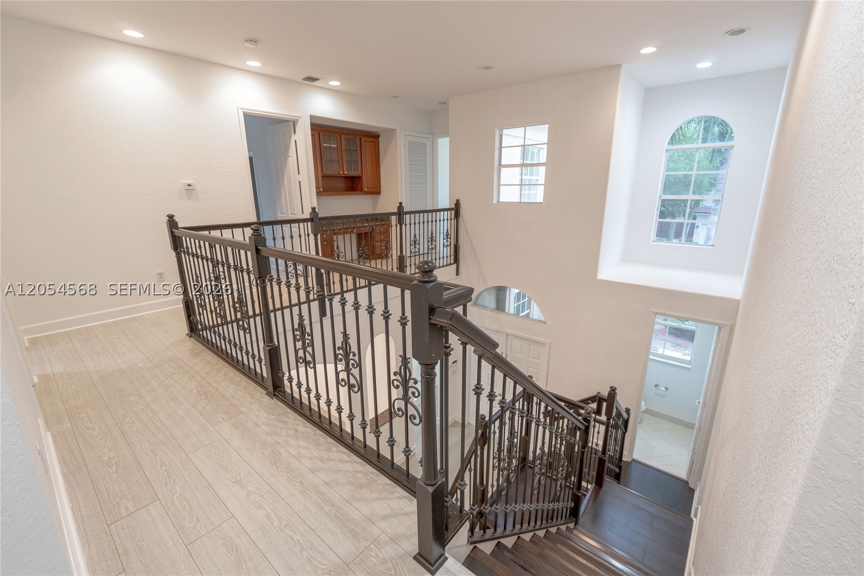 DORAL ISLES VENETIA - Residential Lease