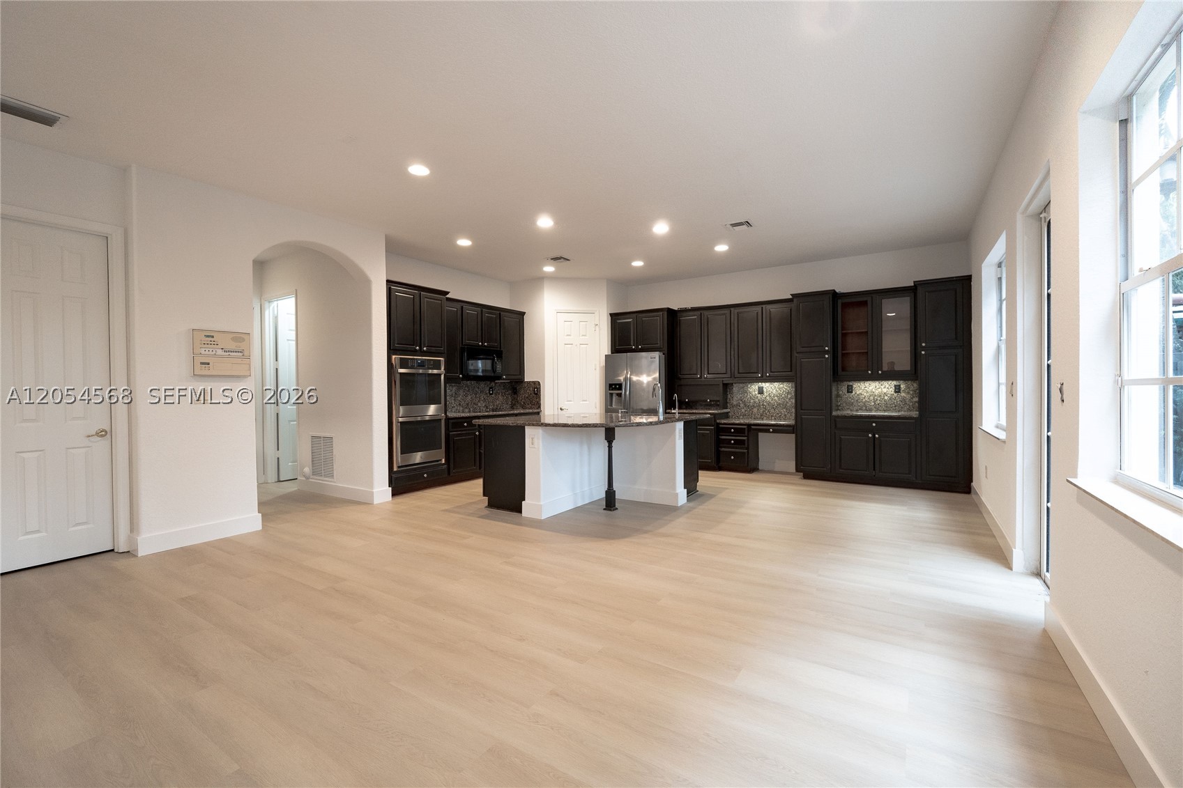 DORAL ISLES VENETIA - Residential Lease