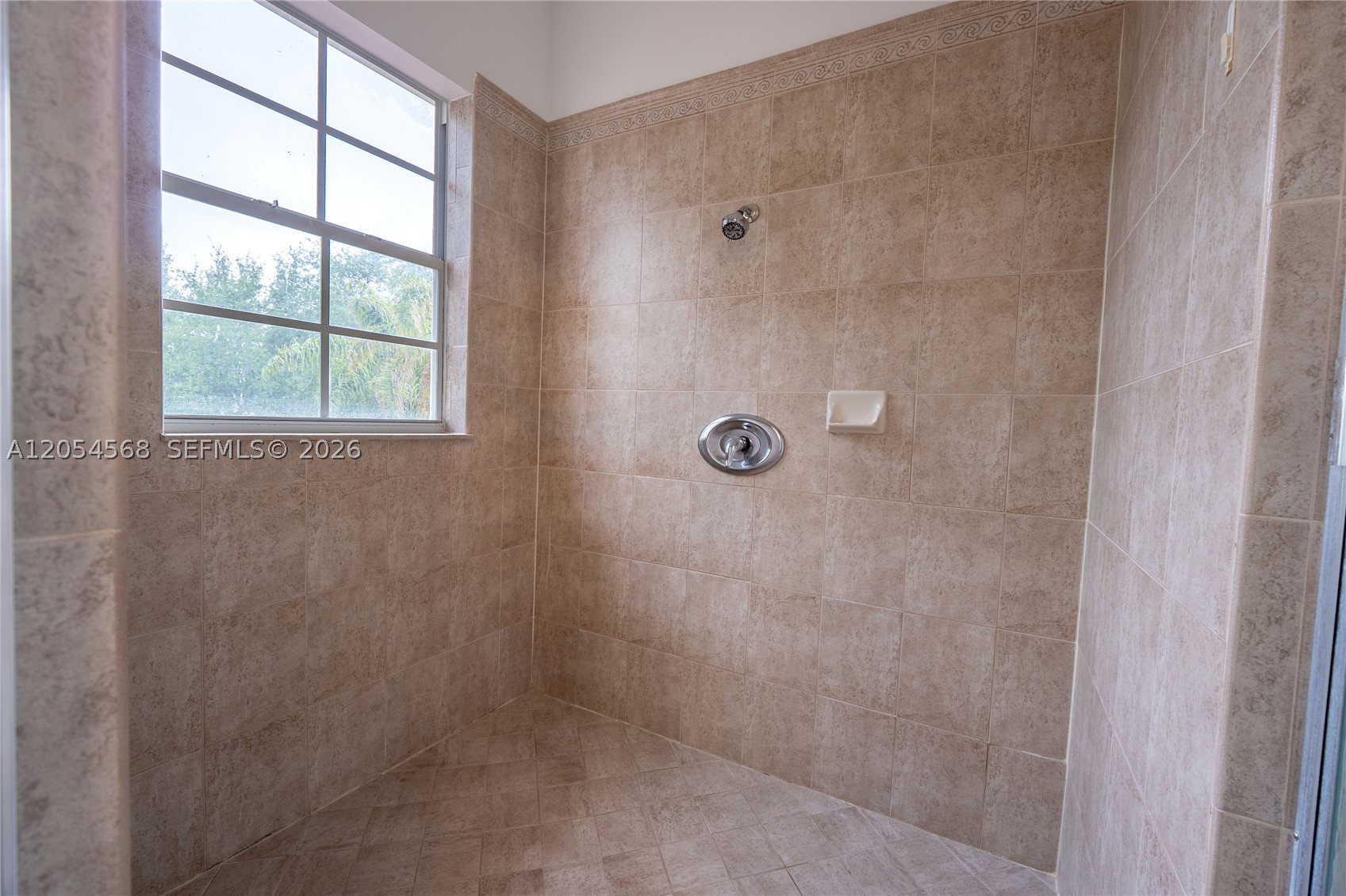 DORAL ISLES VENETIA - Residential Lease