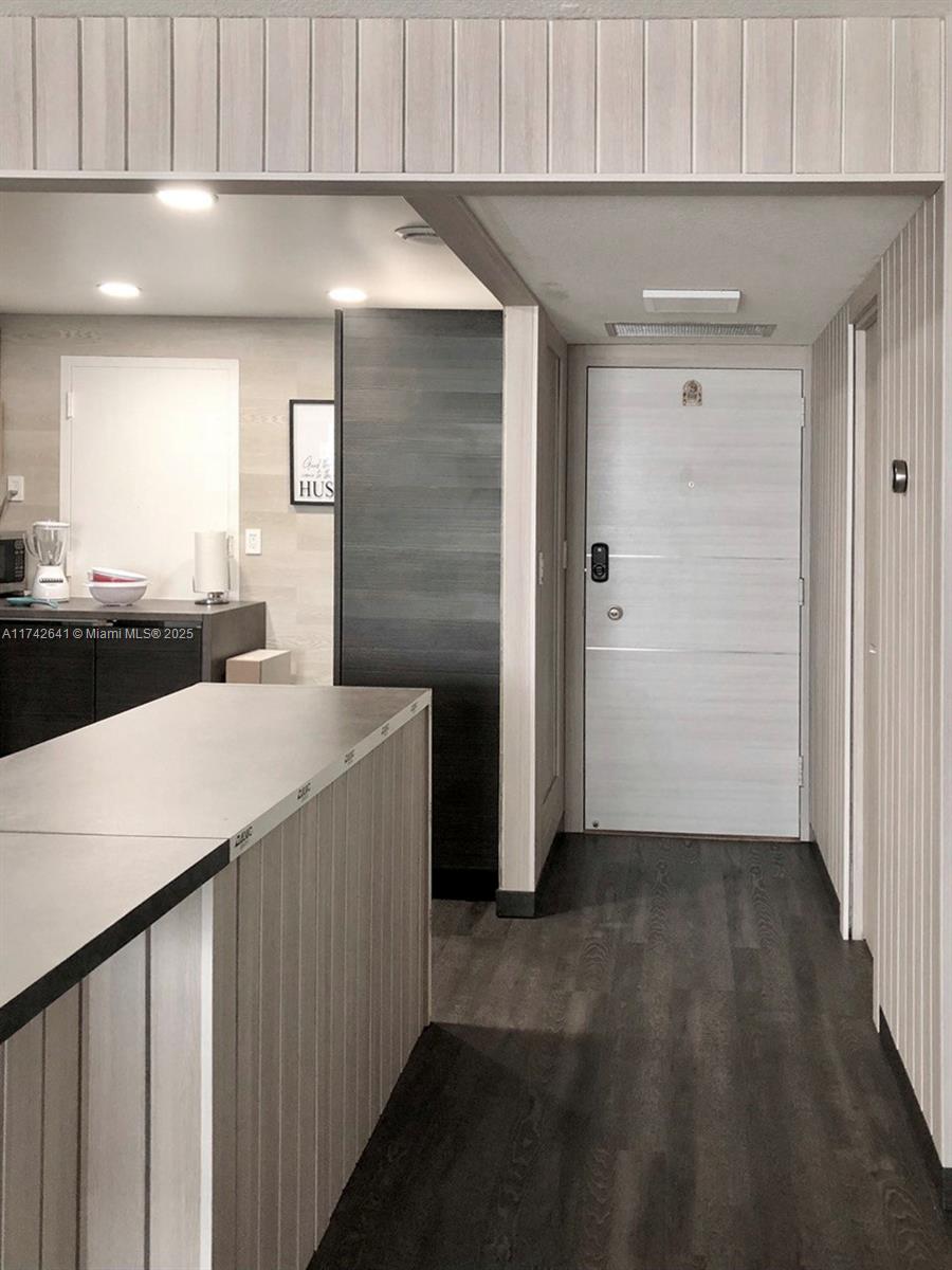 GOLDEN HORN SOUTH CONDO - Residential