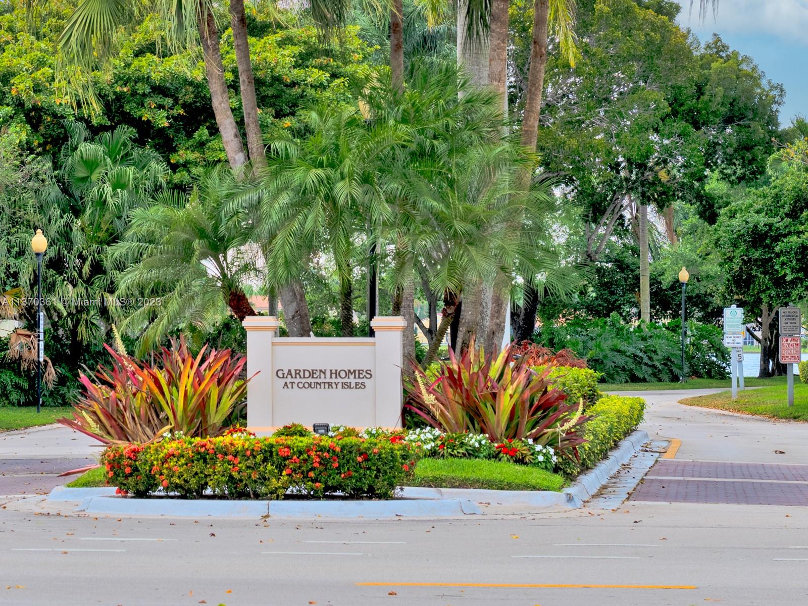 COUNTRY ISLES GARDEN HOME - Residential Lease
