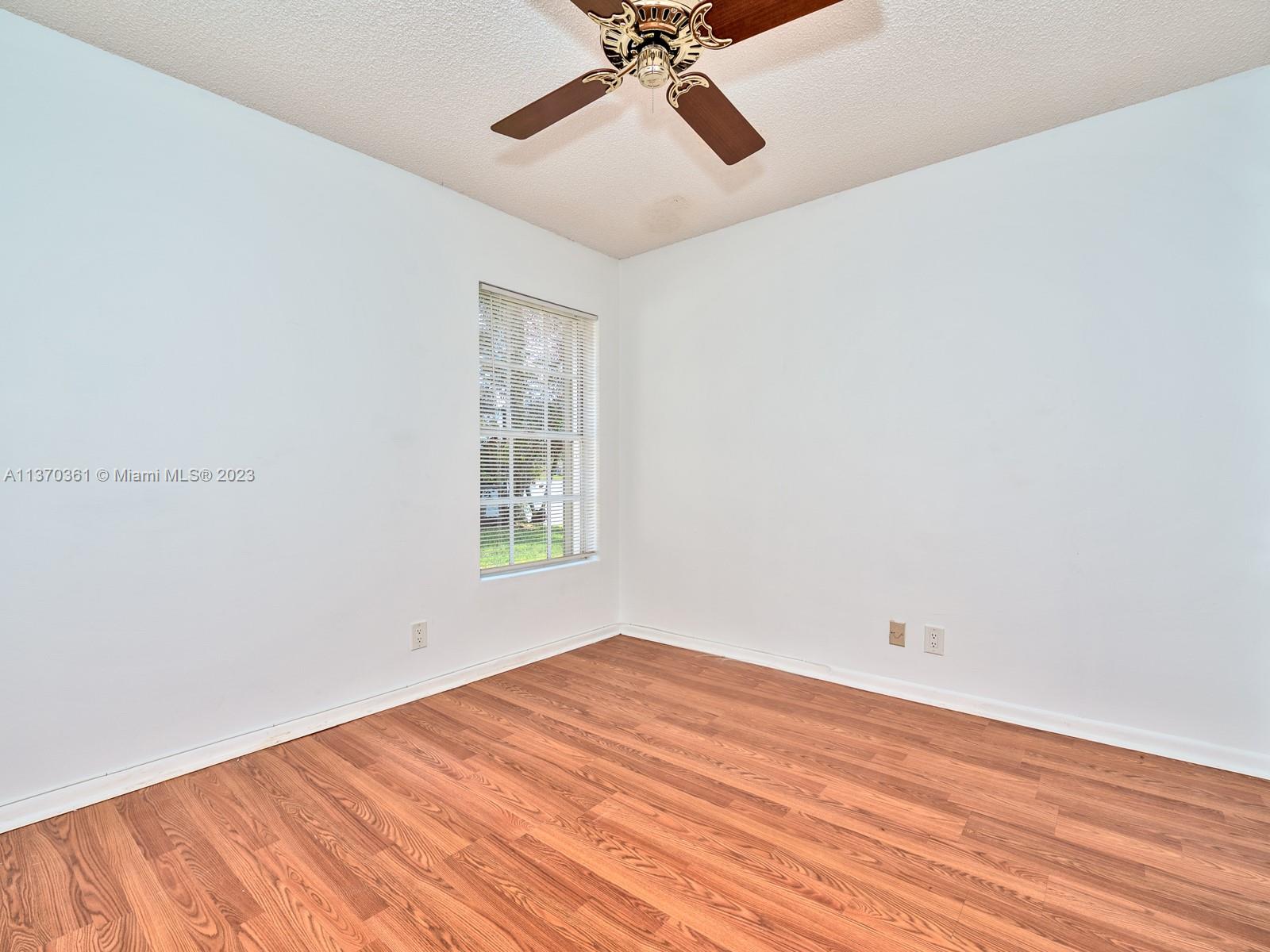 COUNTRY ISLES GARDEN HOME - Residential Lease