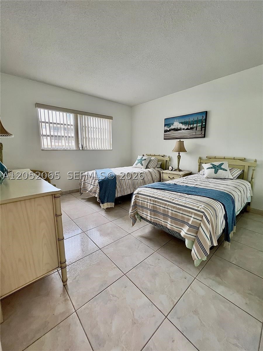 PARADISE VILLAS CONDO - Residential