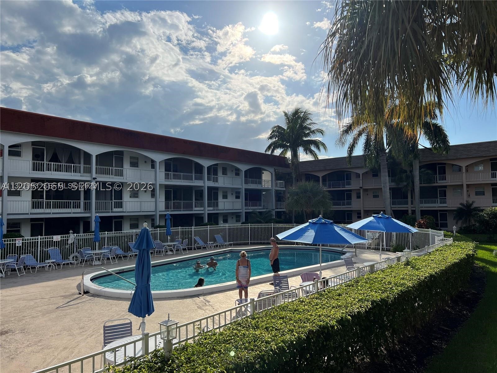 PARADISE VILLAS CONDO - Residential