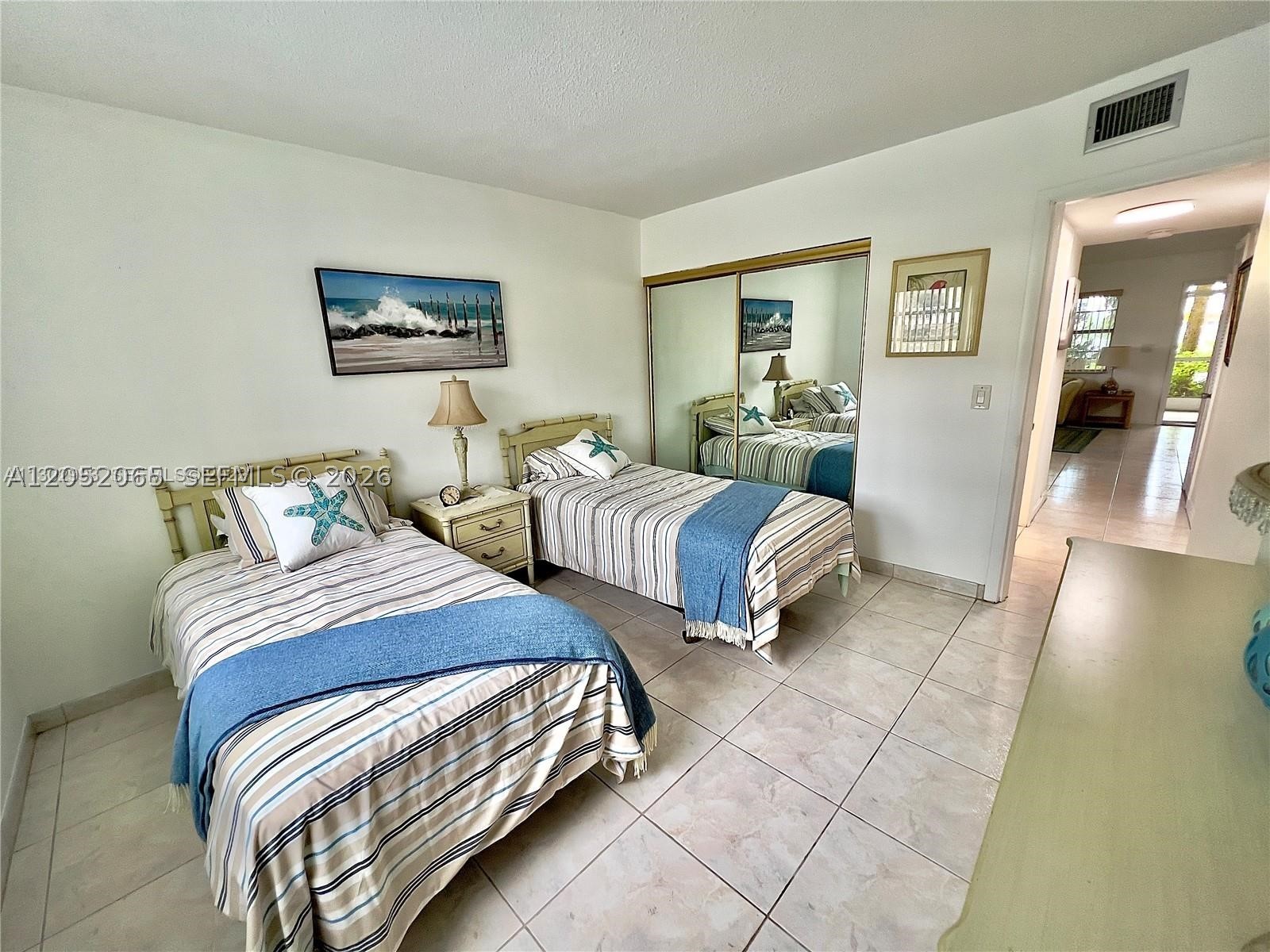 PARADISE VILLAS CONDO - Residential