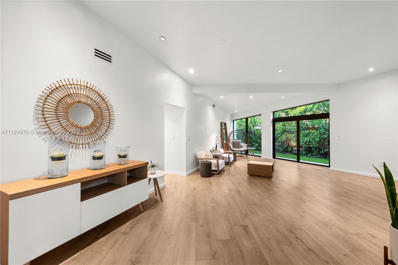 BAY HEIGHTS 1ST ADDN - Residential