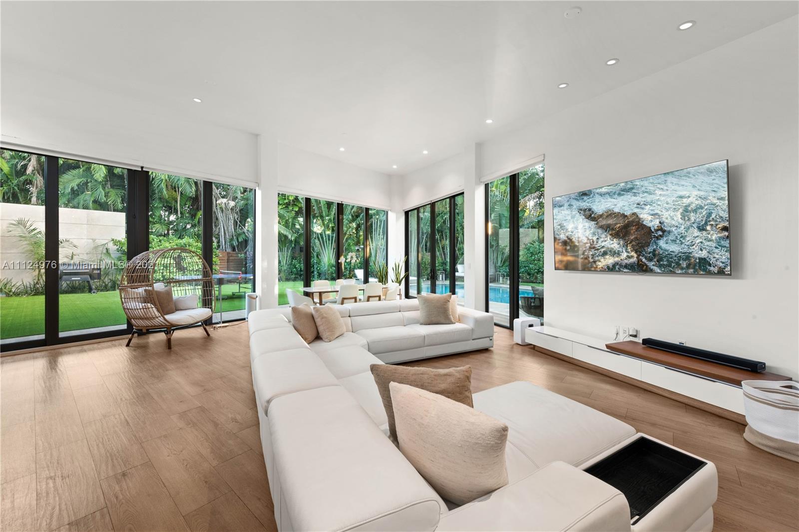 BAY HEIGHTS 1ST ADDN - Residential