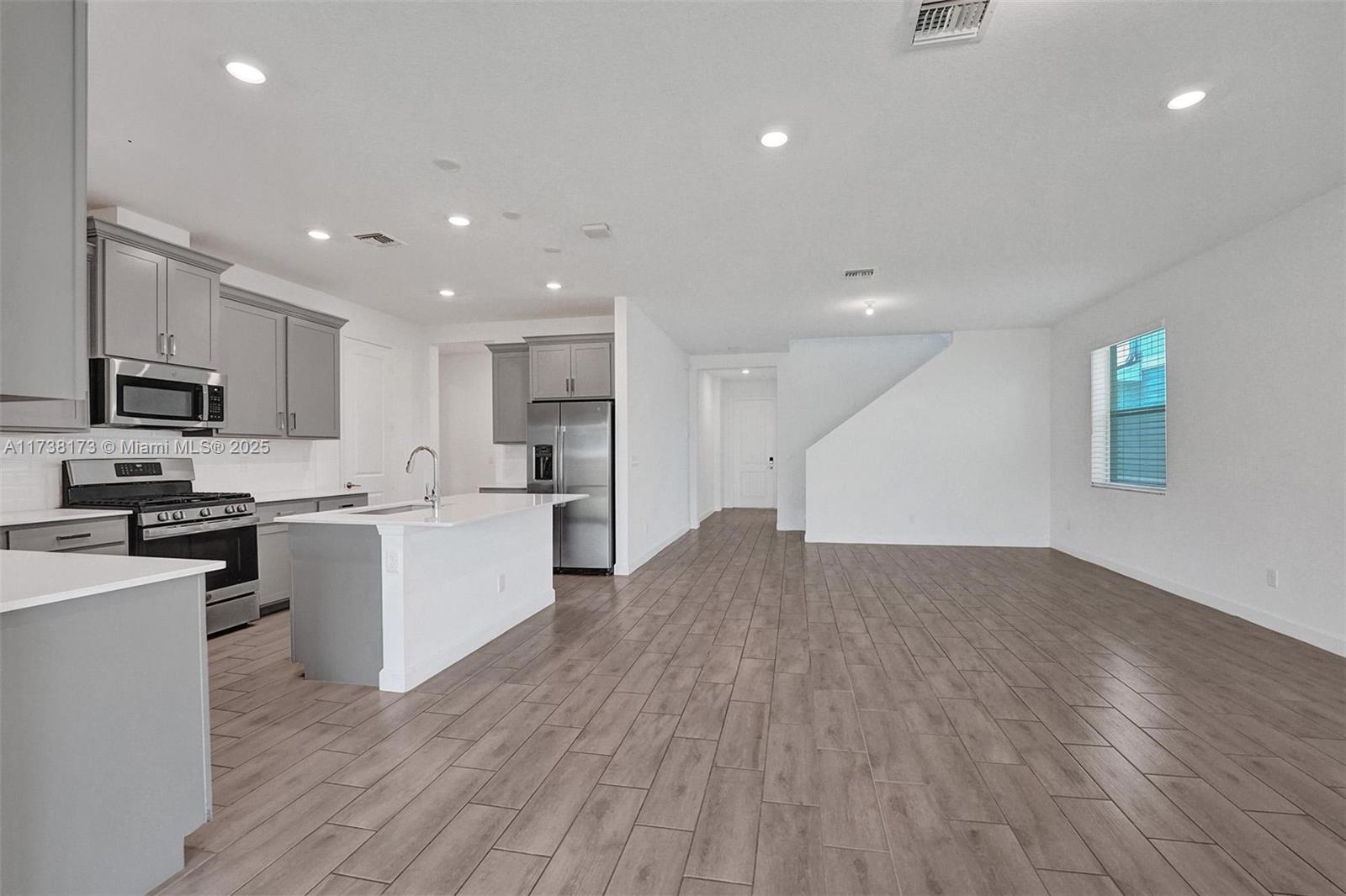 ARDEN PUD POD K - Residential Lease