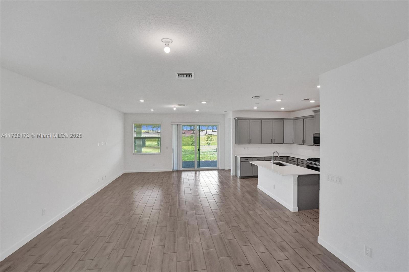 ARDEN PUD POD K - Residential Lease