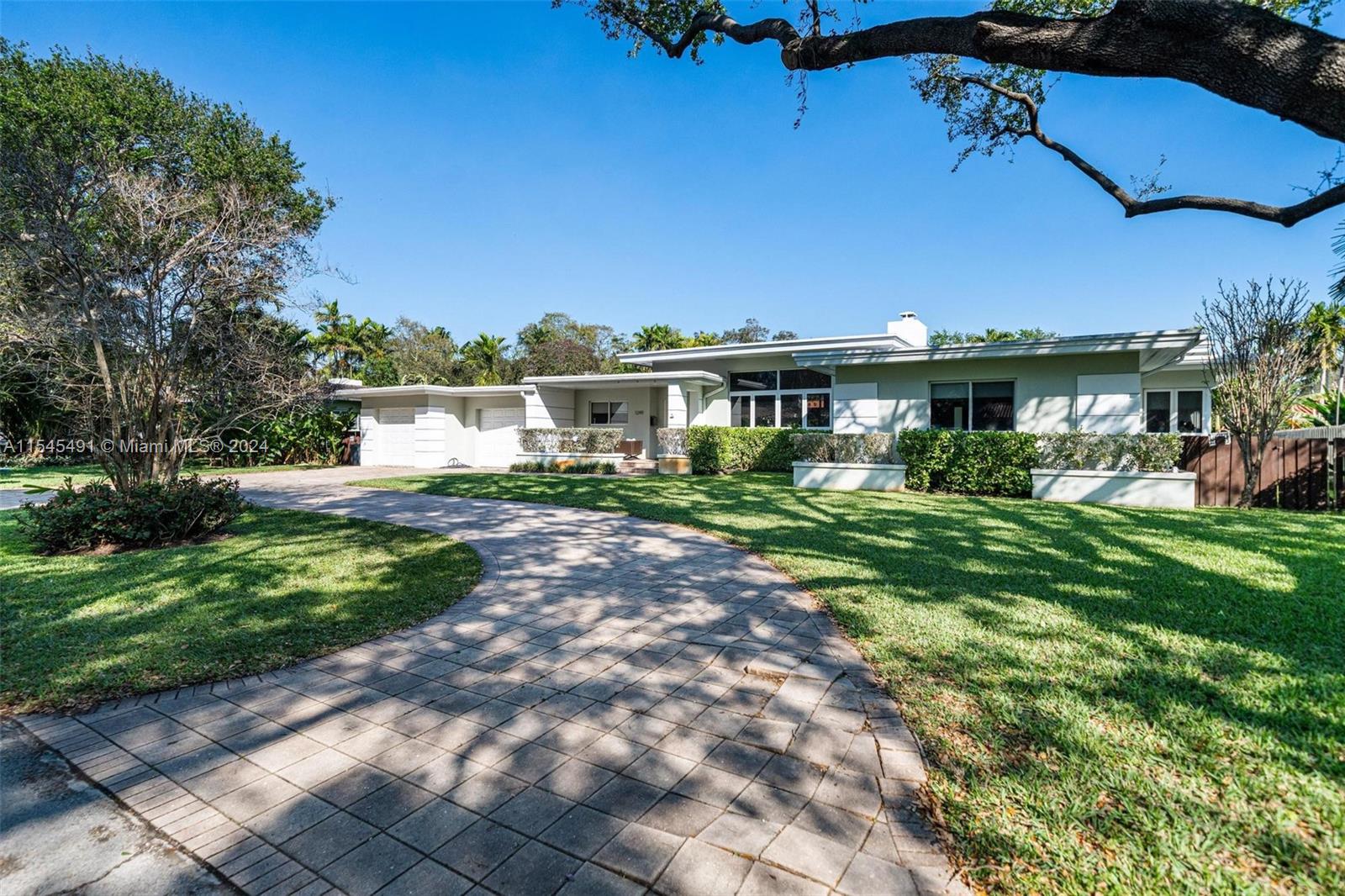 EARLETON SHORES - Residential