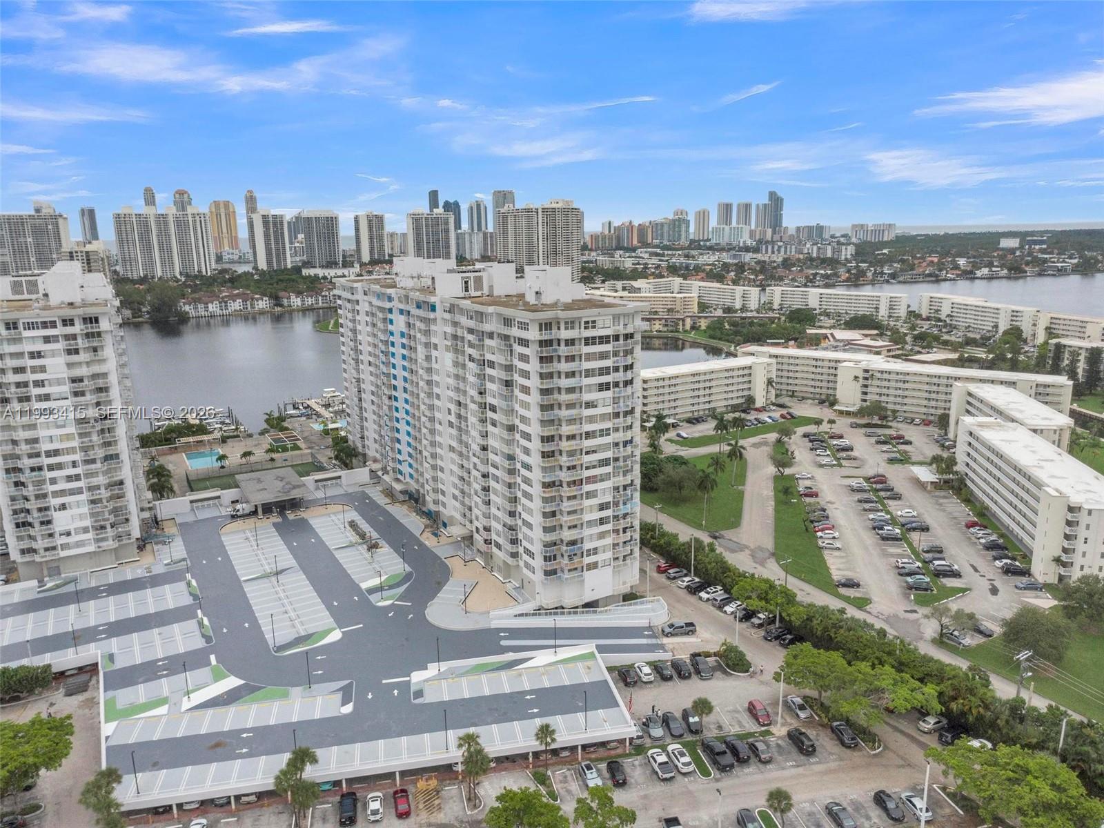 DEL PRADO MARINA - Residential