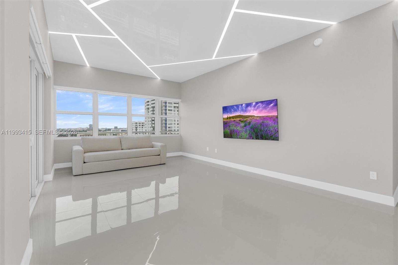 DEL PRADO MARINA - Residential