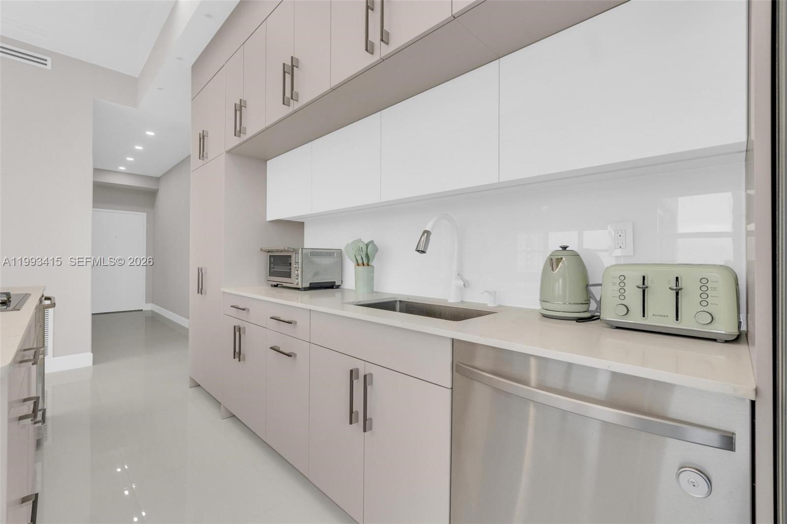 DEL PRADO MARINA - Residential