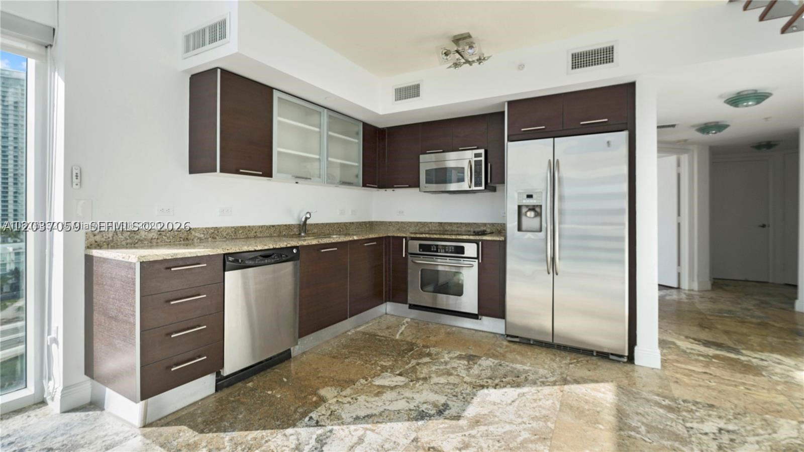 BRICKELL ON THE RIVER S T - Residential Lease