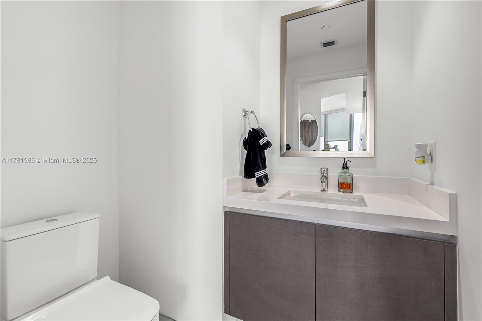 PARAMOUNT MIAMI WORLDCENT - Residential
