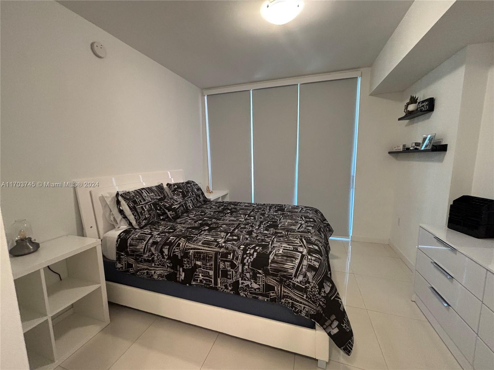MIDTOWN AT DORAL - Residential