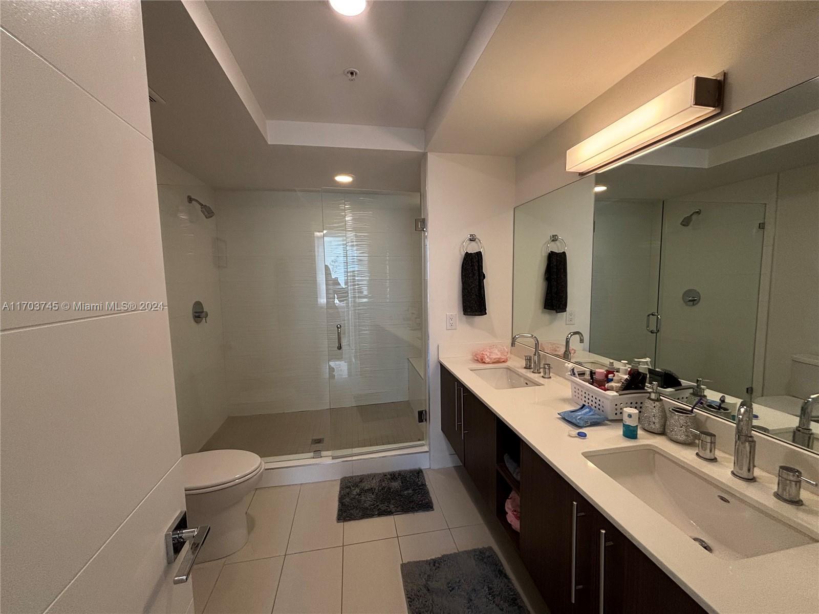 MIDTOWN AT DORAL - Residential