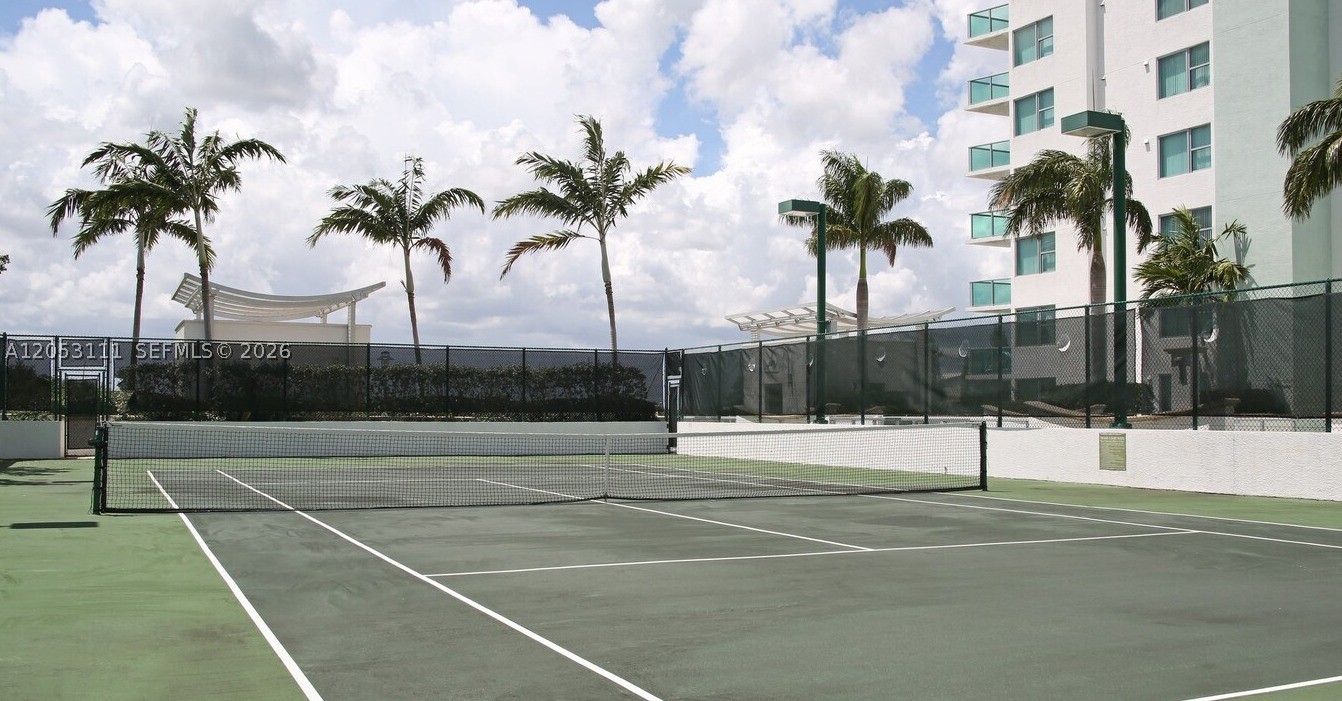 TAO SAWGRASS CONDOMINIUM - Residential Lease