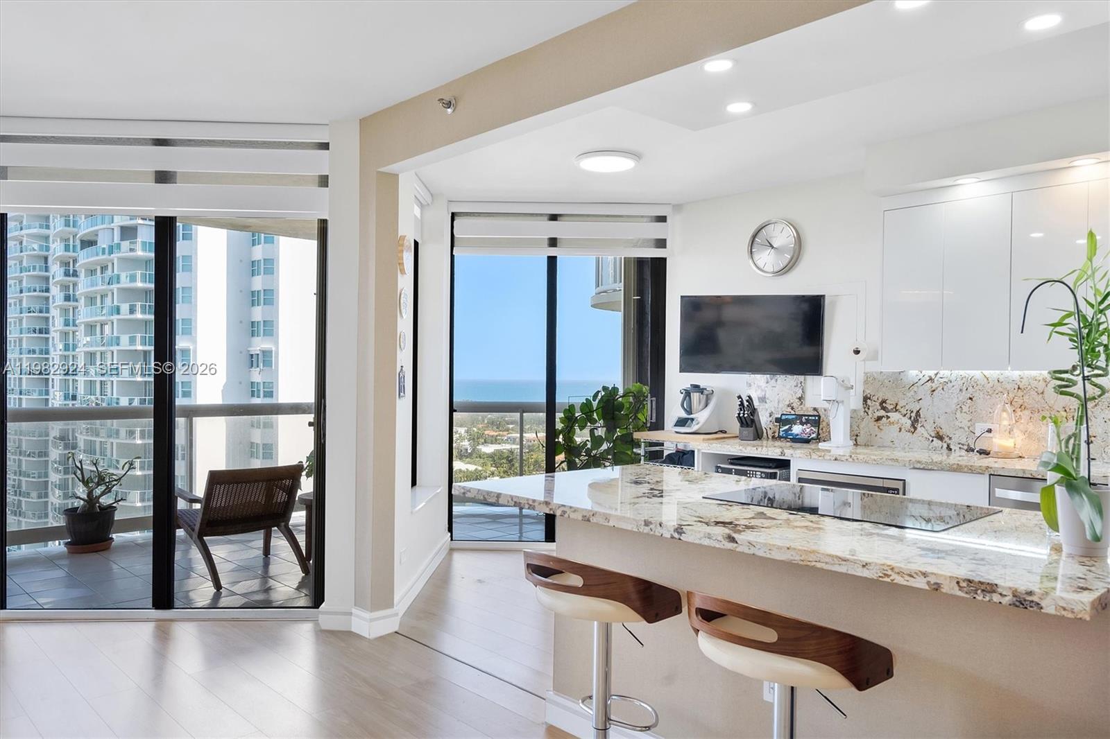 TERRACES NORTH TURNBERRY - Residential