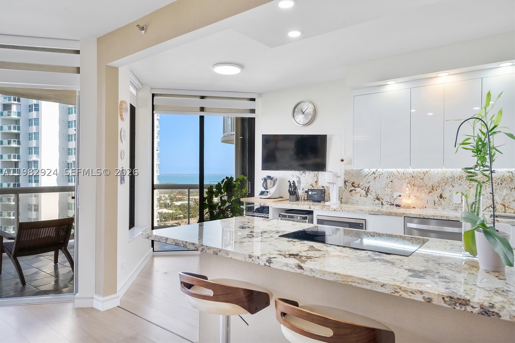 TERRACES NORTH TURNBERRY - Residential