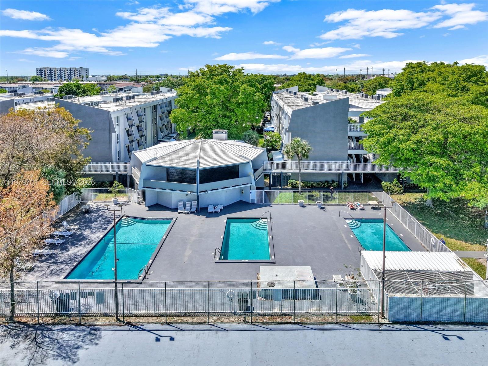 PARADISE POINTE CONDO - Residential