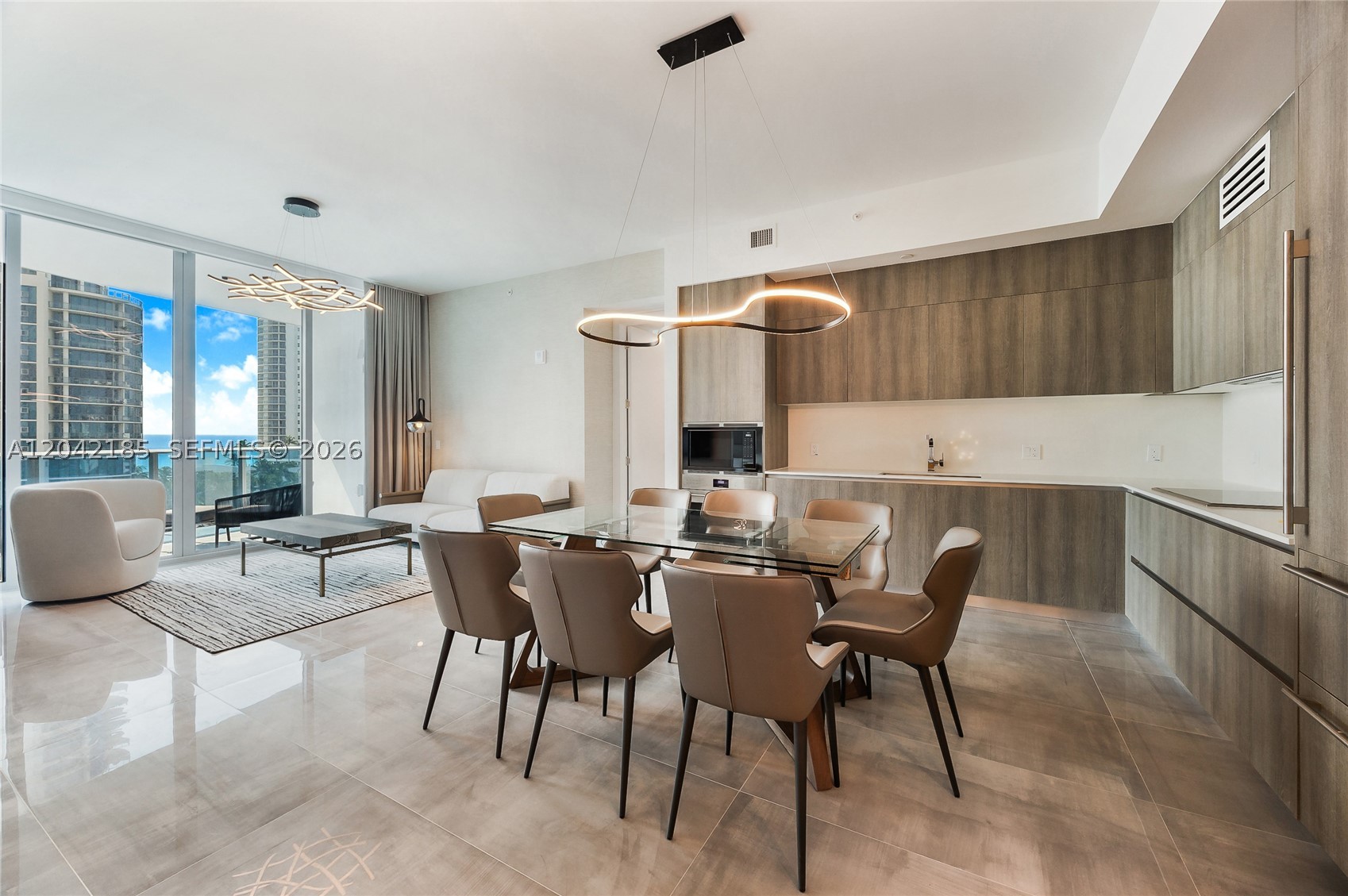 AURORA CONDOMINIUM - Residential