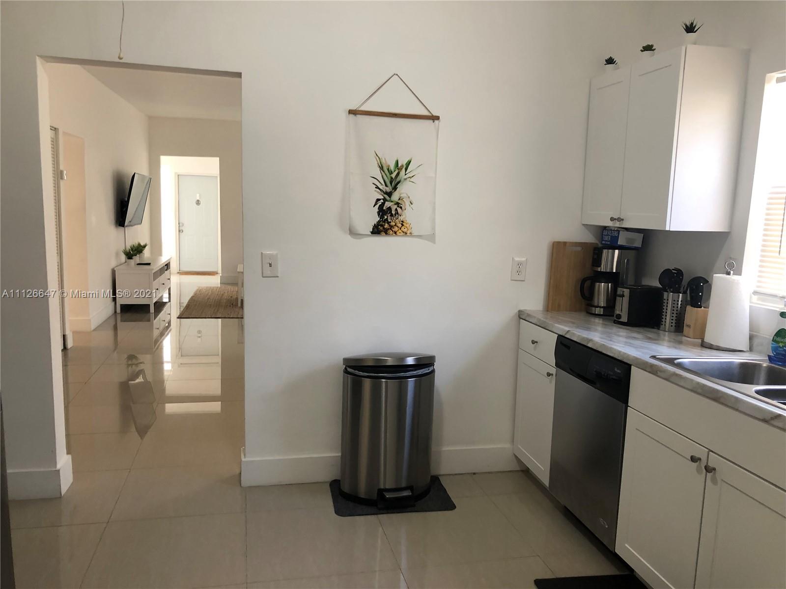 CITY OF MIAMI SOUTH - Residential Lease
